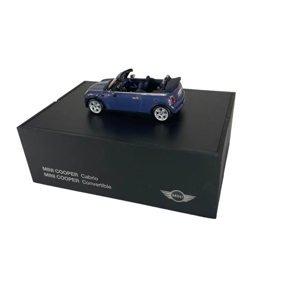 BMW Dealer Display Model 1:43 Diecast Mini Cooper‎ Cabrio Convertible Blue